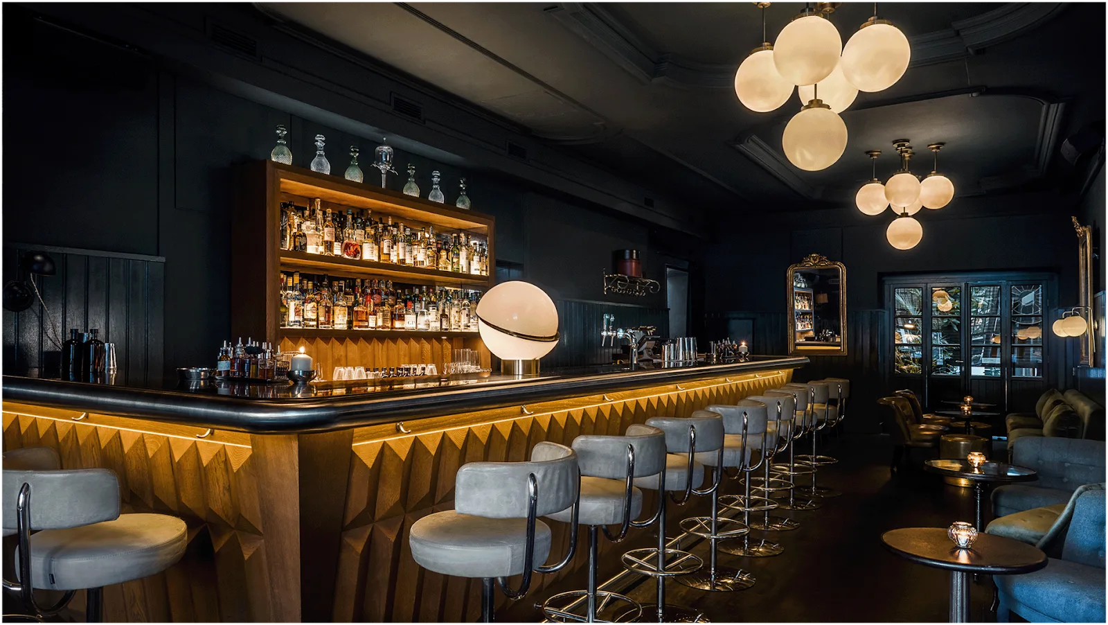 Pulitzer’s Bar